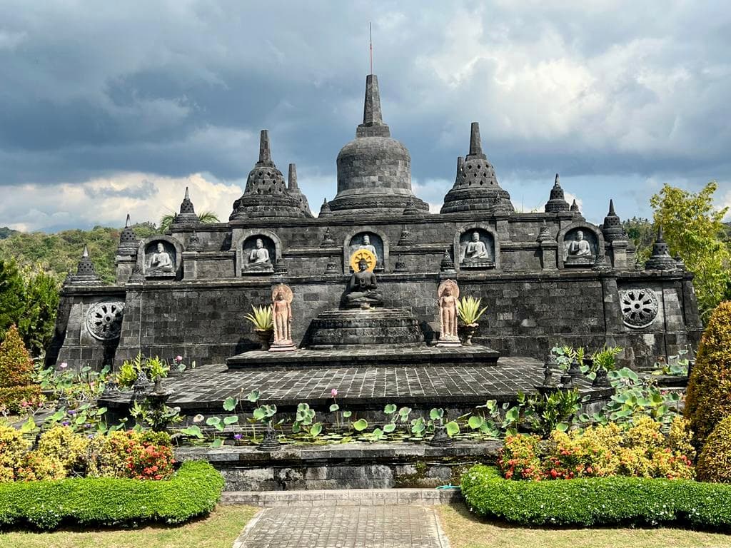 The surroundings of Villa Bersama in North Bali (5)