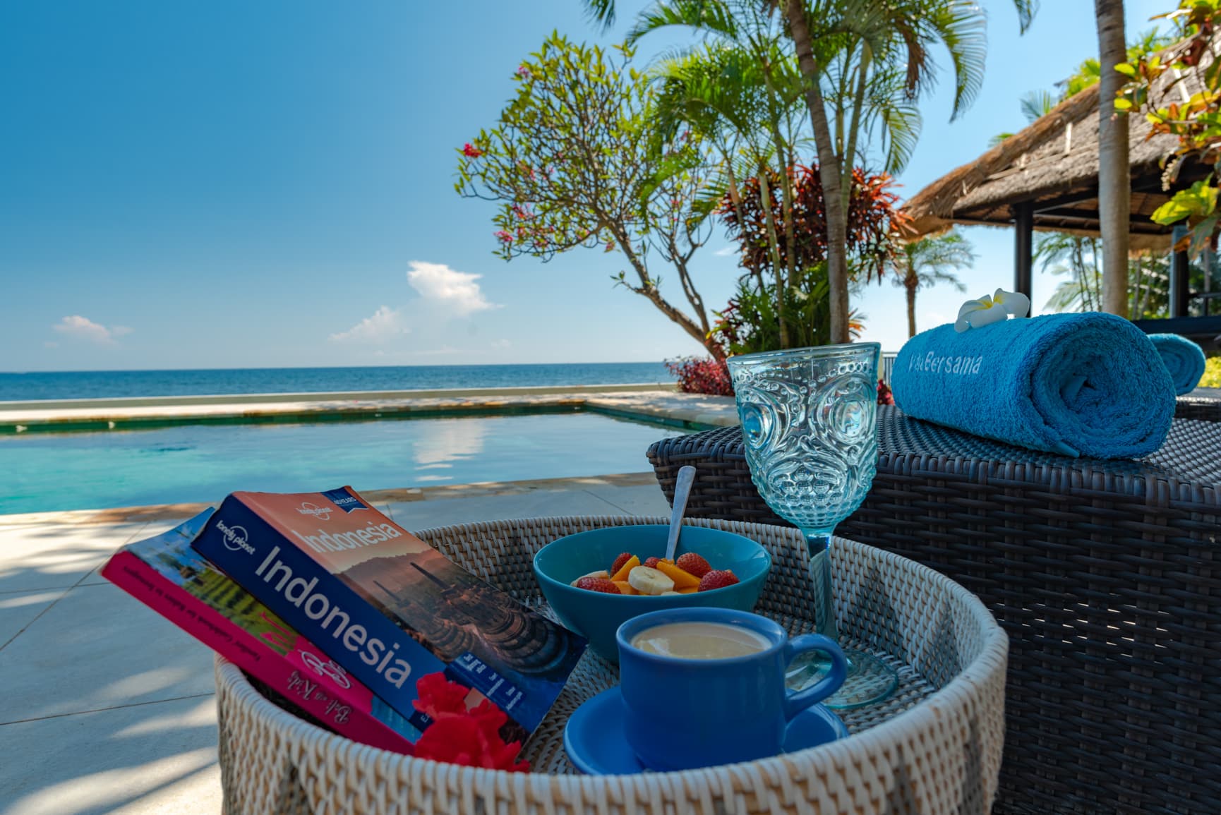 Villa Bersama — tuin, zwembad en strand (4)